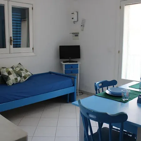 Baia Camerini Aparthotel 3*