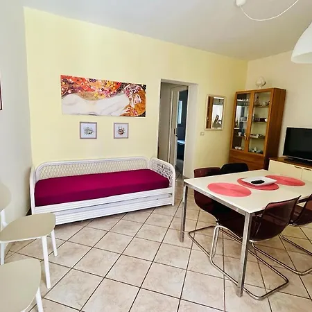 Baia Camerini Aparthotel 3*